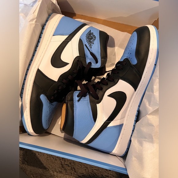 Retro Jordan 1 Authentic